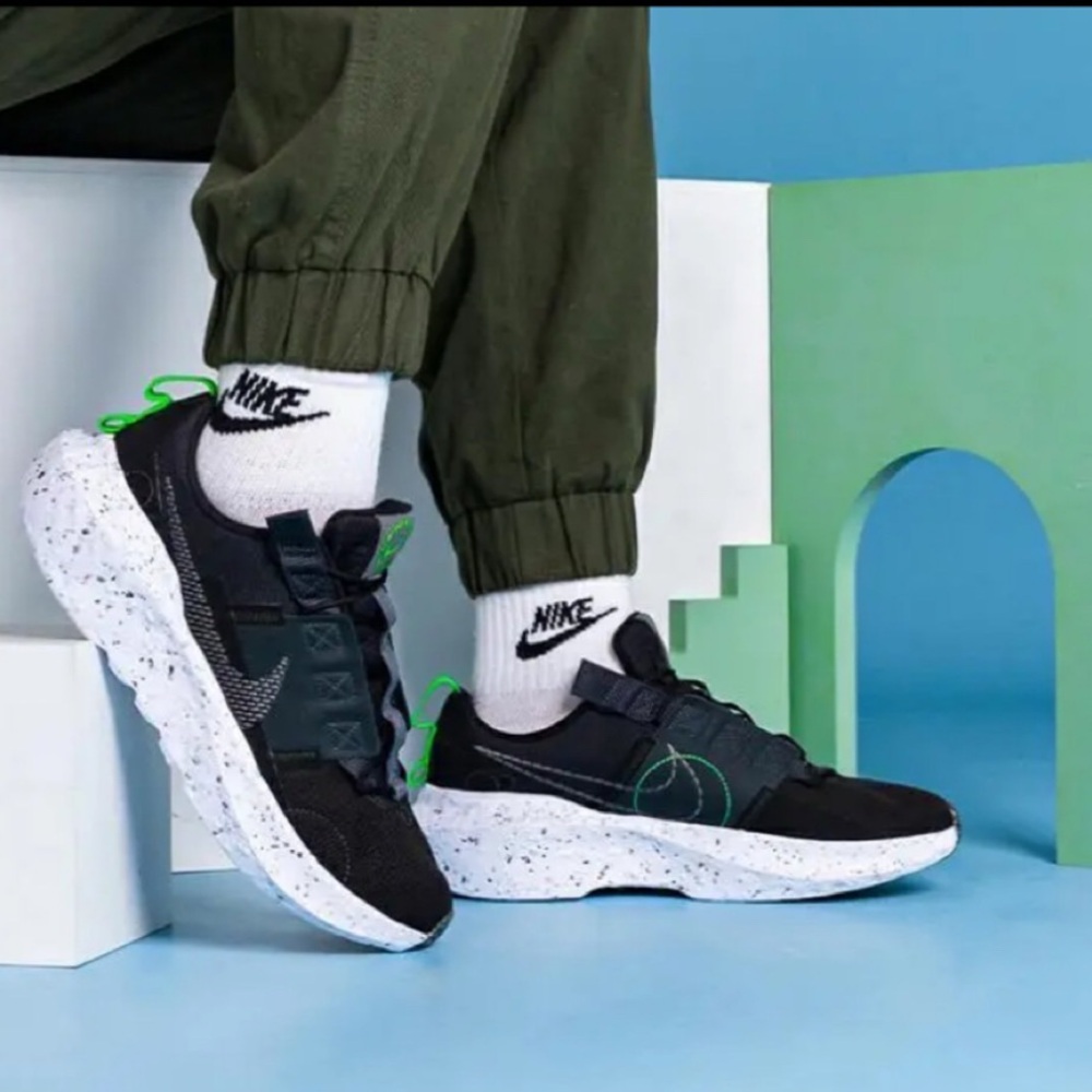 Nike Crater Impact Green Black/White/Green Size 11.5 NW No Top Box